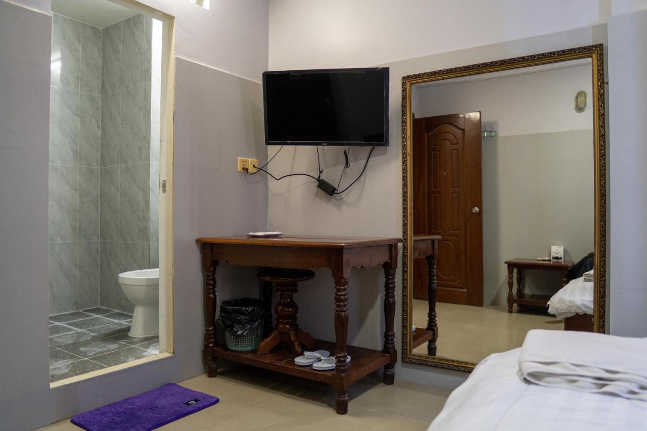 Empire House, Phnom Penh 호텔 외부 사진