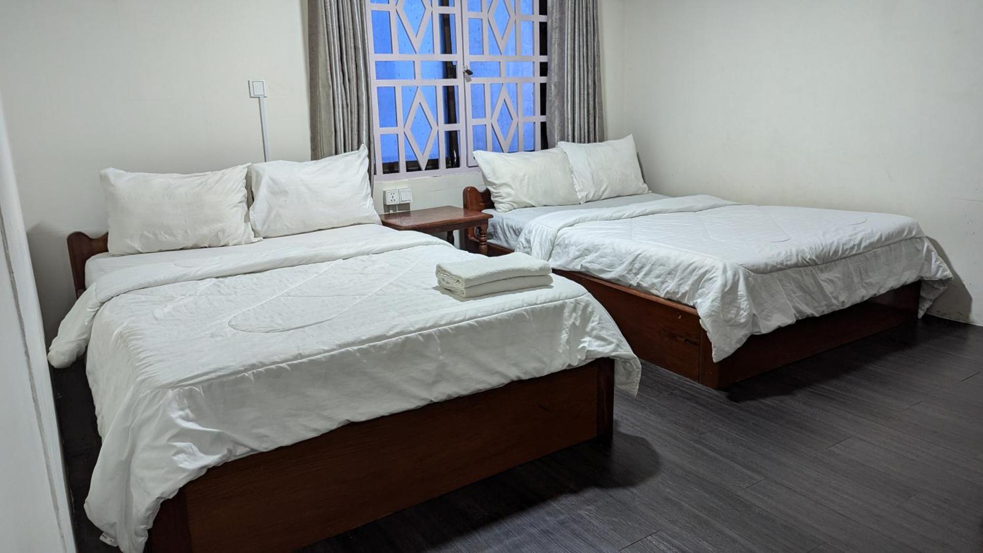 Empire House, Phnom Penh 호텔 외부 사진