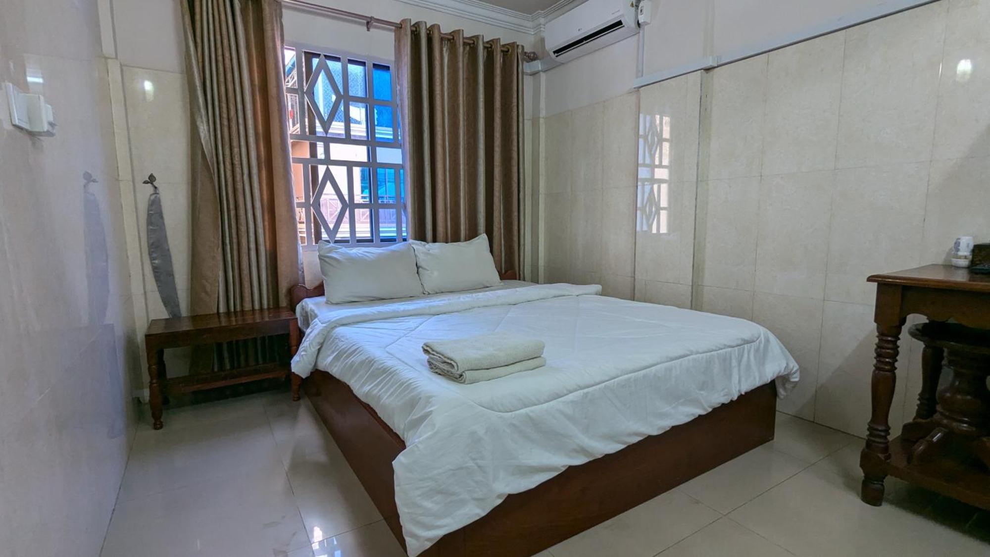 Empire House, Phnom Penh 호텔 외부 사진