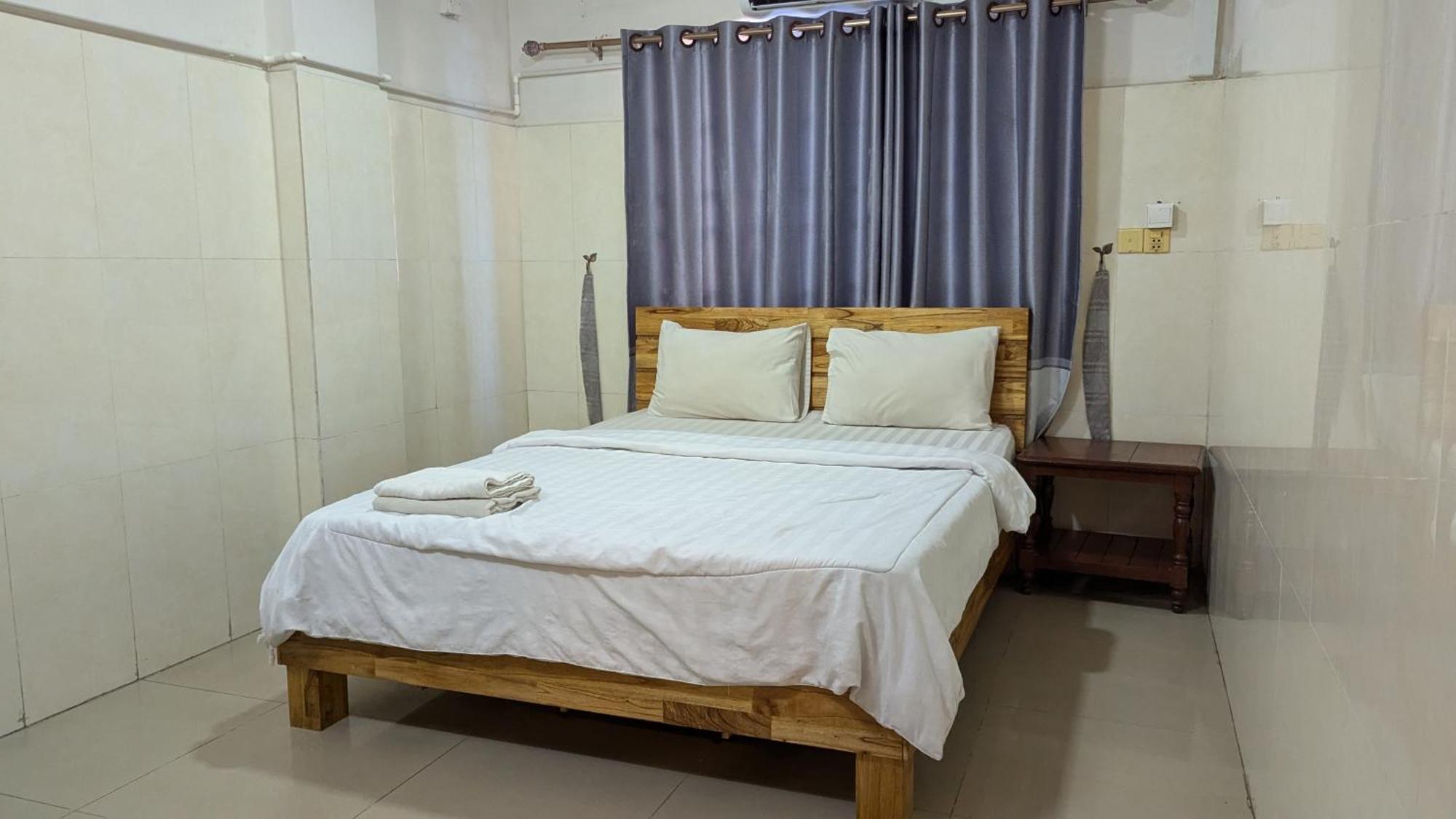 Empire House, Phnom Penh 호텔 외부 사진