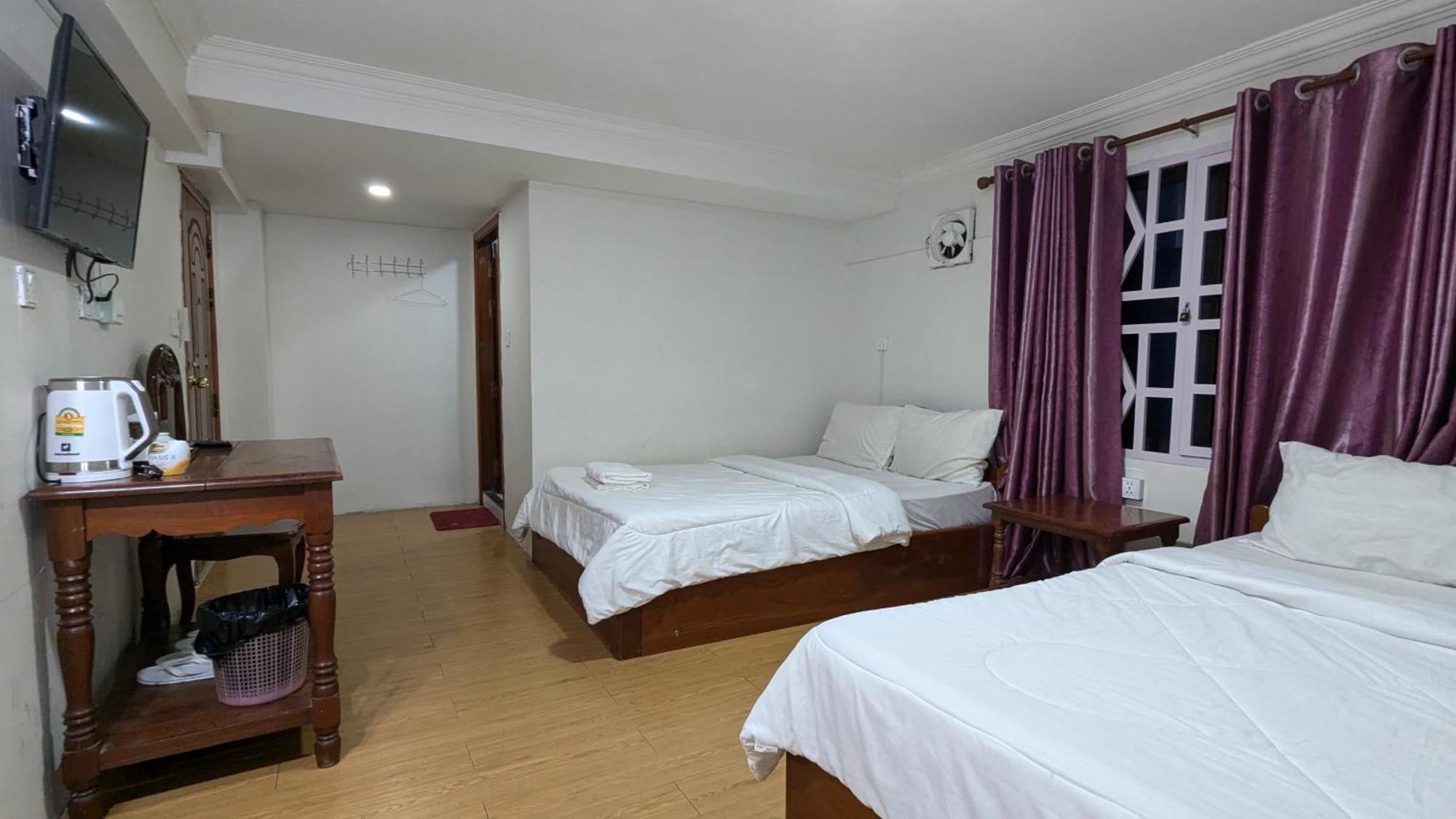 Empire House, Phnom Penh 호텔 외부 사진